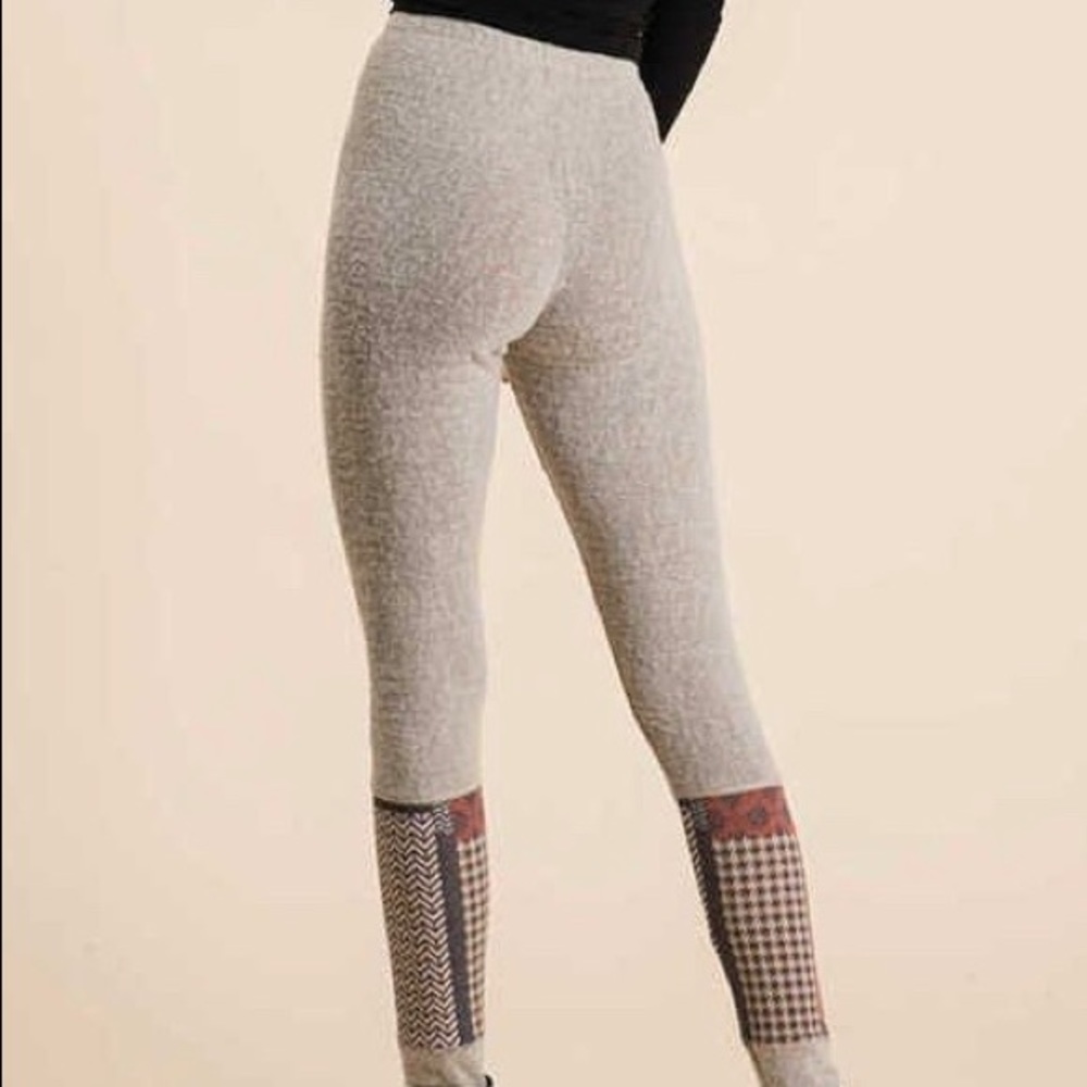 SOFT FUZZY LEGGINGS WITH PATCH DETAILS - Picture 2 of 12